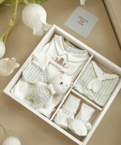 Nous Gift